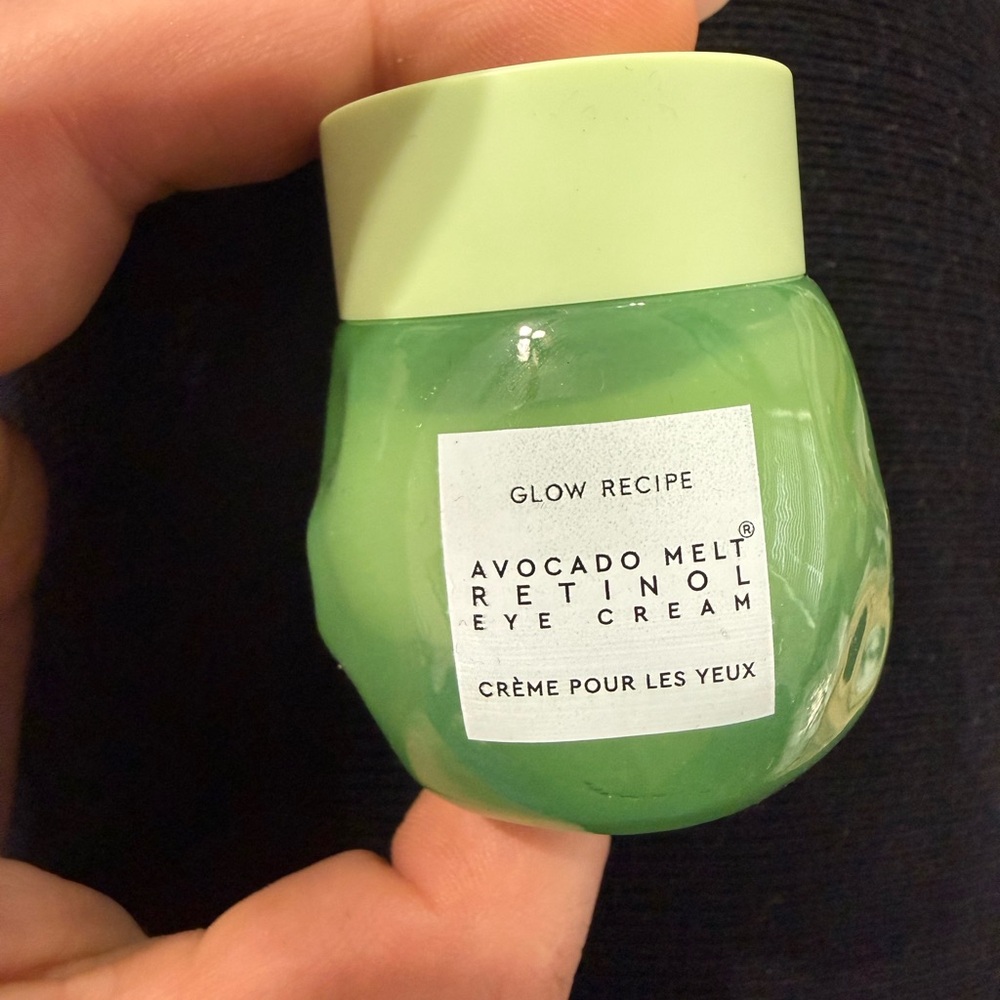 Glow Recipe - Avocado Fine Line Eye Cream with Retinol | 15 mL - Picture 3 of 5
